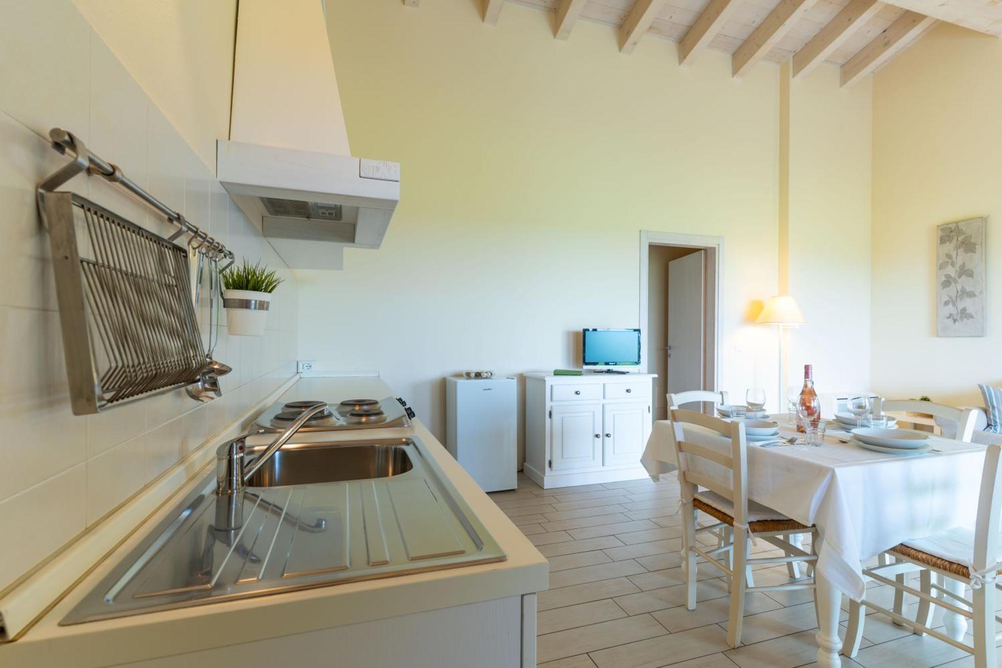 Agriturismo Colle Dei Pivi Ponti sul Mincio Luaran gambar
