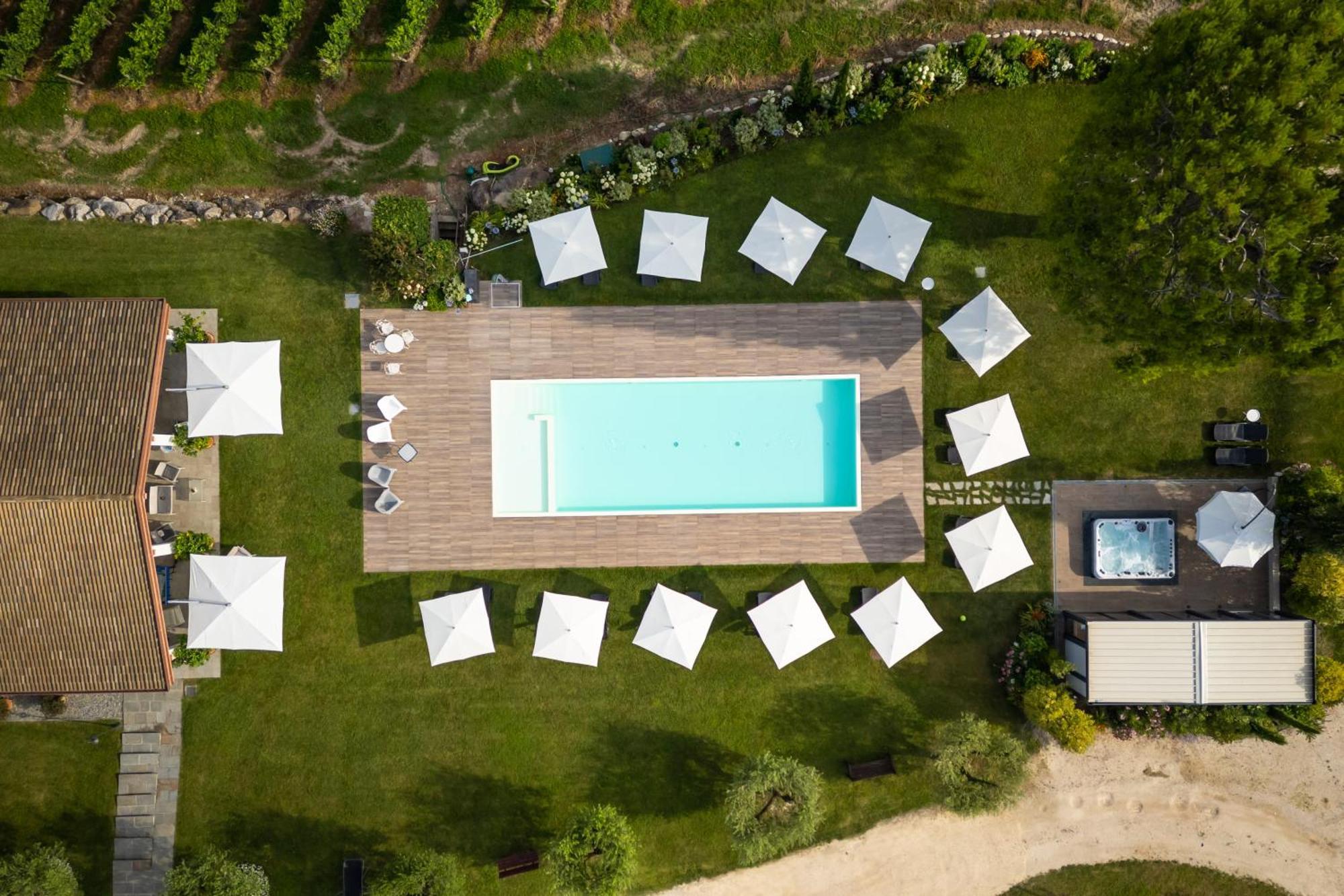 Agriturismo Colle Dei Pivi Ponti sul Mincio Luaran gambar