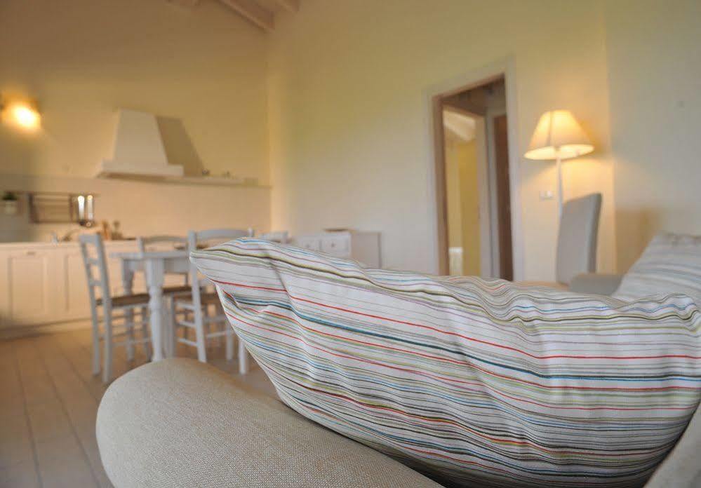 Agriturismo Colle Dei Pivi Ponti sul Mincio Luaran gambar