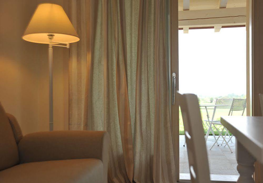 Agriturismo Colle Dei Pivi Ponti sul Mincio Luaran gambar