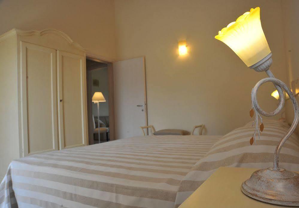 Agriturismo Colle Dei Pivi Ponti sul Mincio Luaran gambar